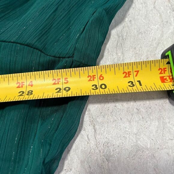 Torrid Green Semi Sheer Fairy Green Bell Sleeve V Neck Tassel Shimmer Top Sz 5X - Picture 12 of 15